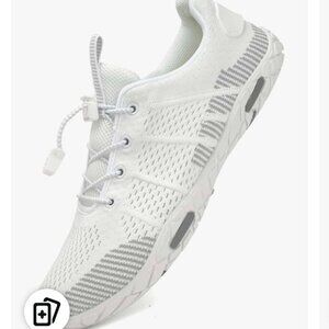 NEW WateLves Barefoot Water Shoes Women 7.5 (38)